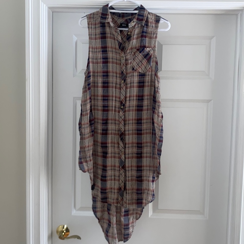 EUC BDG urban outfitters button up sleeveless shirt